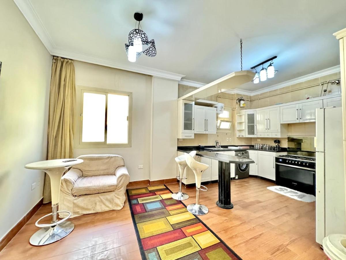 Stylish 2br Getaway In Prime New Location Apartment